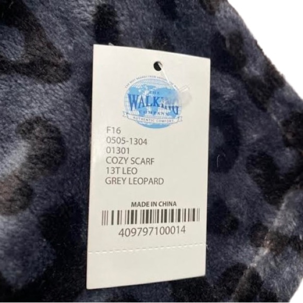 Leopard Scarf The Walking Co. - Picture 5 of 12
